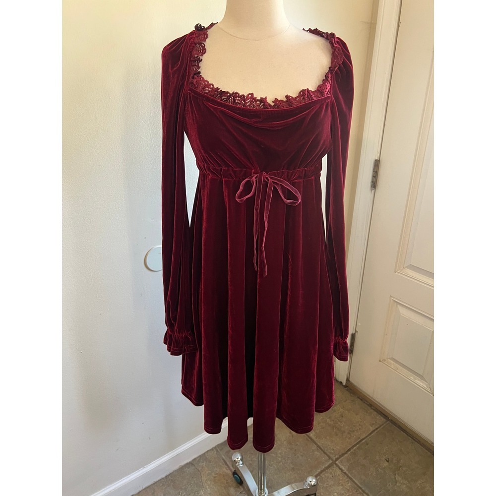 Killstar Imperia long sleeve babydoll mini dress in‎ red velvet